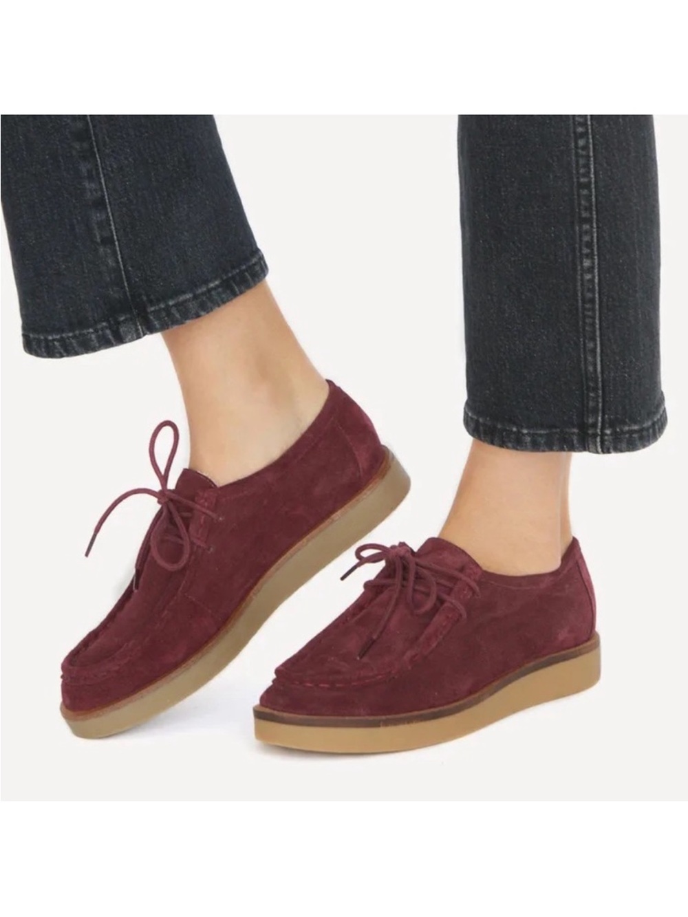 THE GREAT. The Scout Shoe in Burgundy Suede